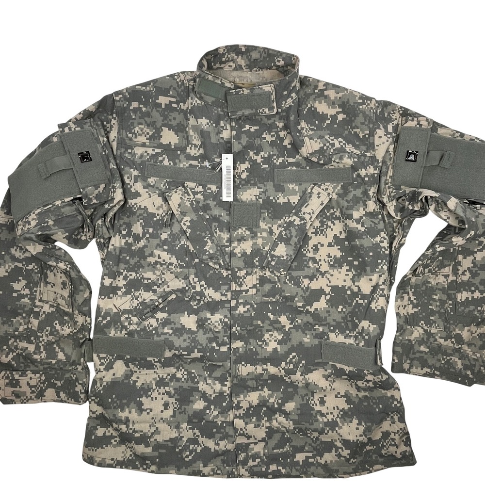 US Military ACU Digital Camouflage Combat Uniform Jacket Medium Short Nwt